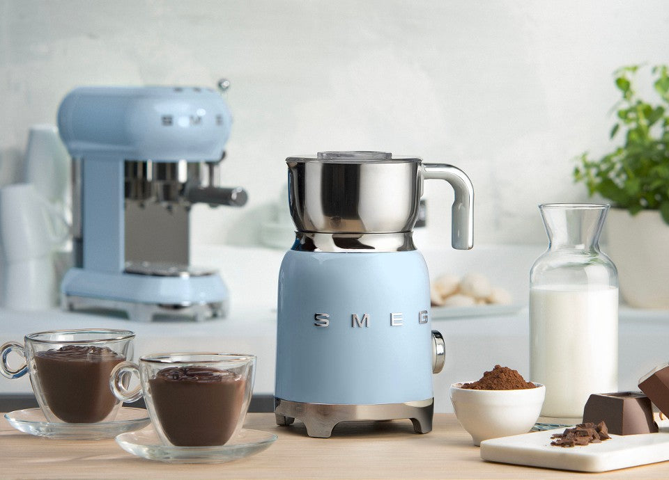 SMEG Electric Milk Frother - Pastel Blue